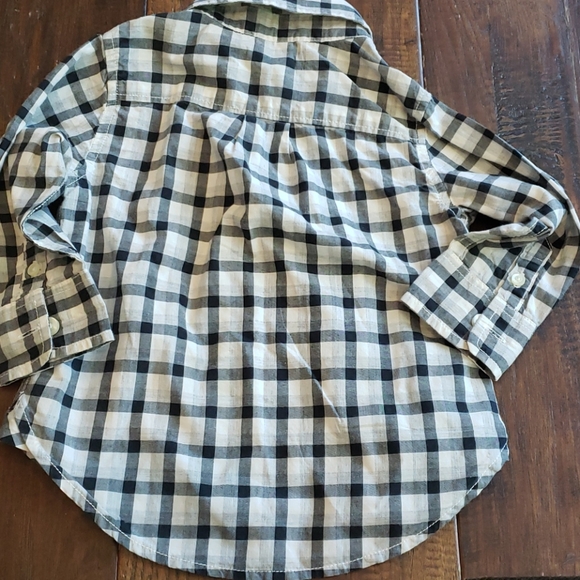 Baby gap grey white black plaid button down shirt - Picture 5 of 6